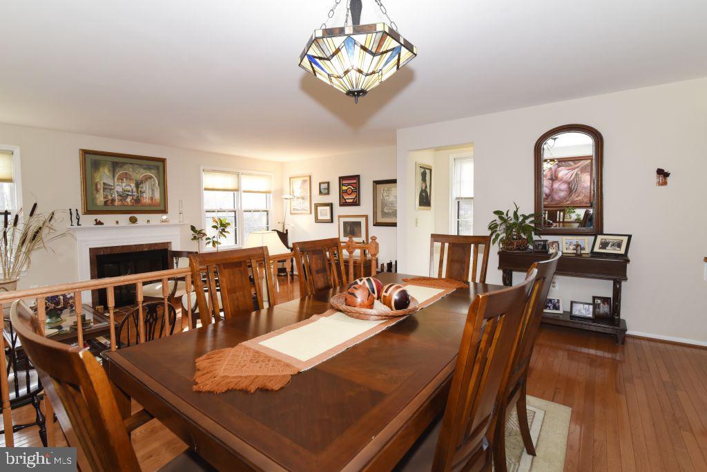 4851 Carriagepark Road Fairfax, VA 22032 - Photo 8 of 25 Gallery Image 8