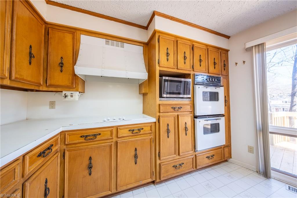 188 Winddrift Street Winston-Salem, NC 27107 - Photo 11 of 49