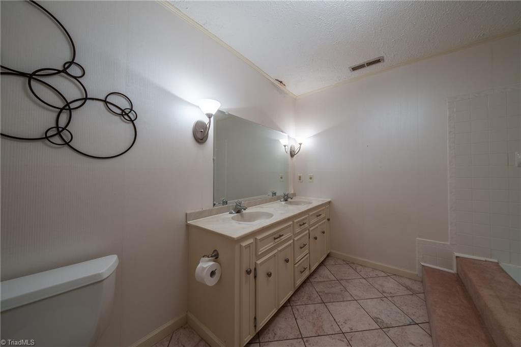 188 Winddrift Street Winston-Salem, NC 27107 - Photo 32 of 49