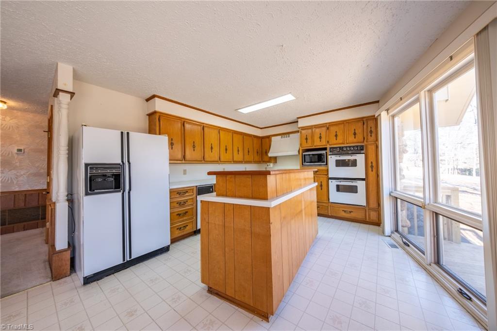 188 Winddrift Street Winston-Salem, NC 27107 - Photo 10 of 49