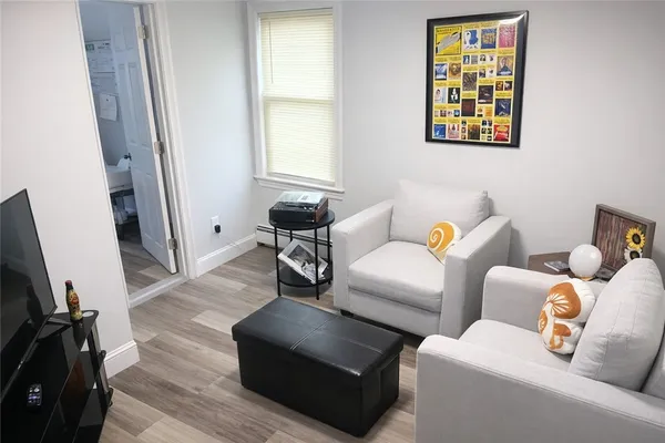 $2,200 | 15 Rock Street, Unit 1, Bristol, RI 02809