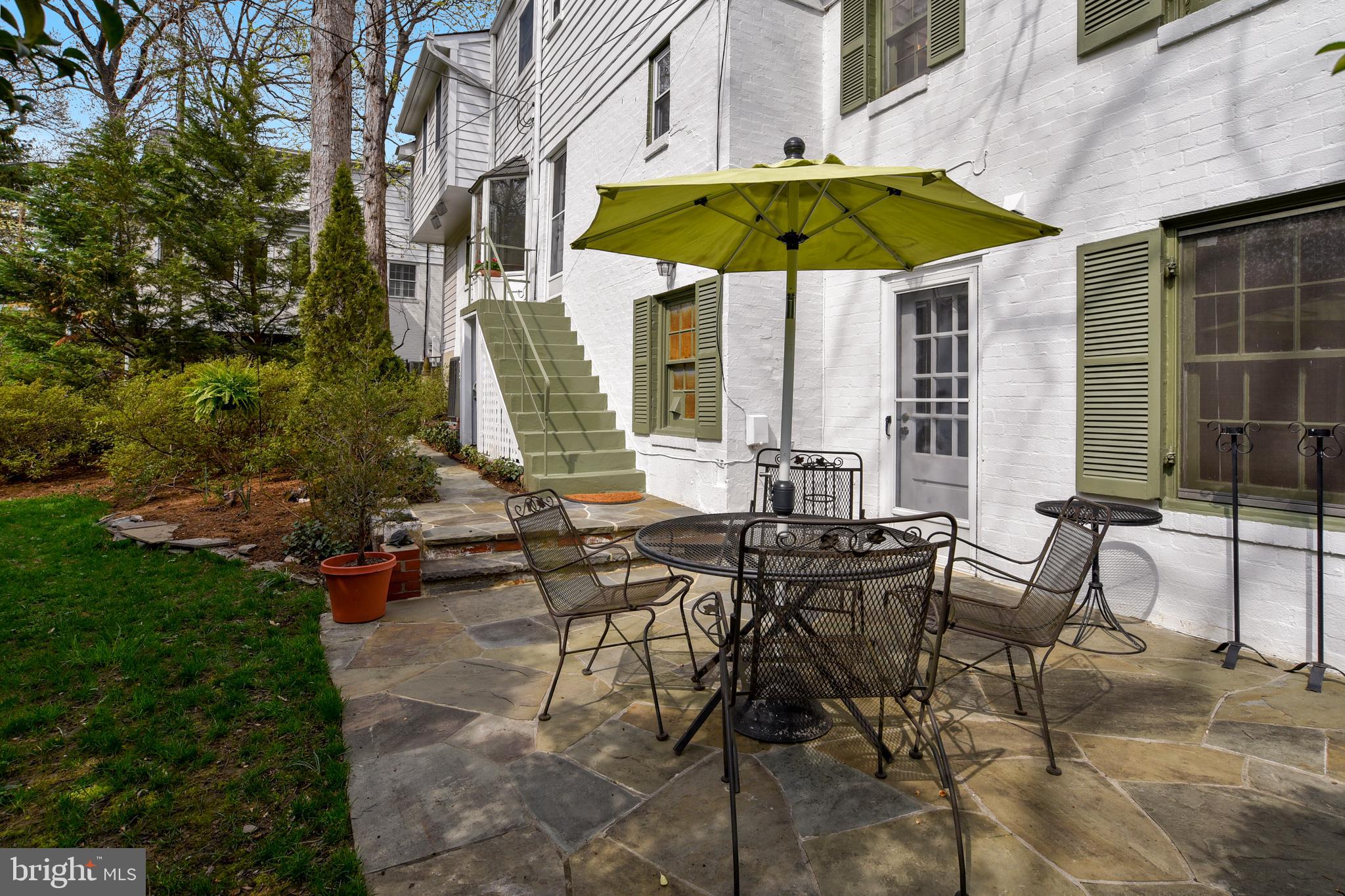 3300 Circle Hill Road Alexandria, VA 22305 - Photo 39 of 51 Patio