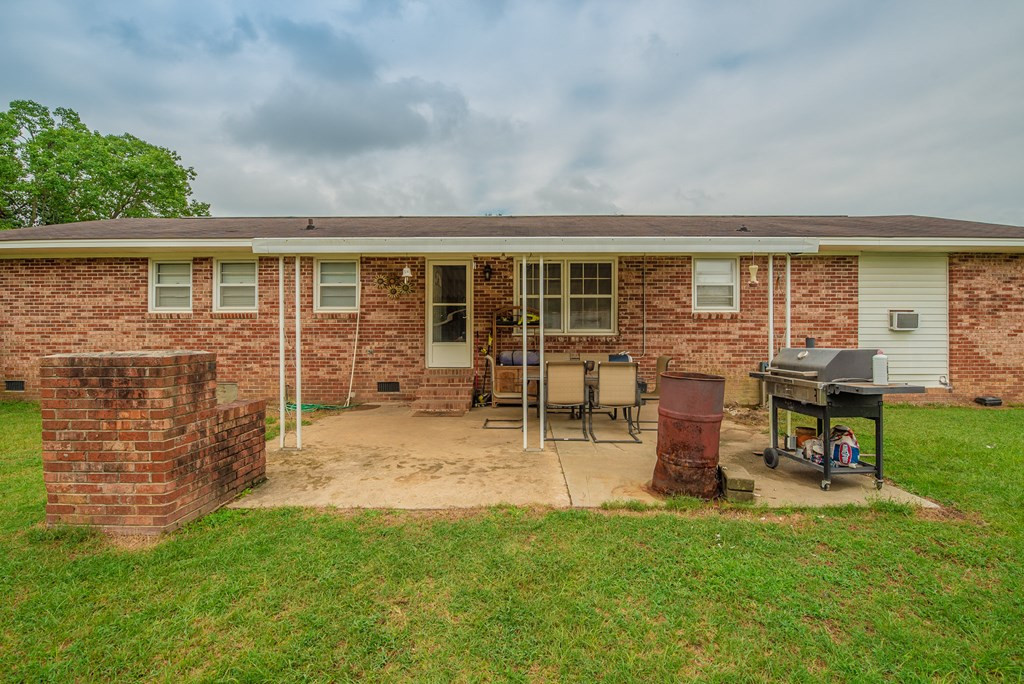 192 Marcia Street Williston, SC 29853 - Photo 31 of 32