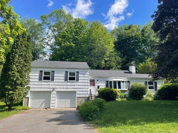 $479,000 | 51 Jeffrey Lane, Amherst, MA 01002