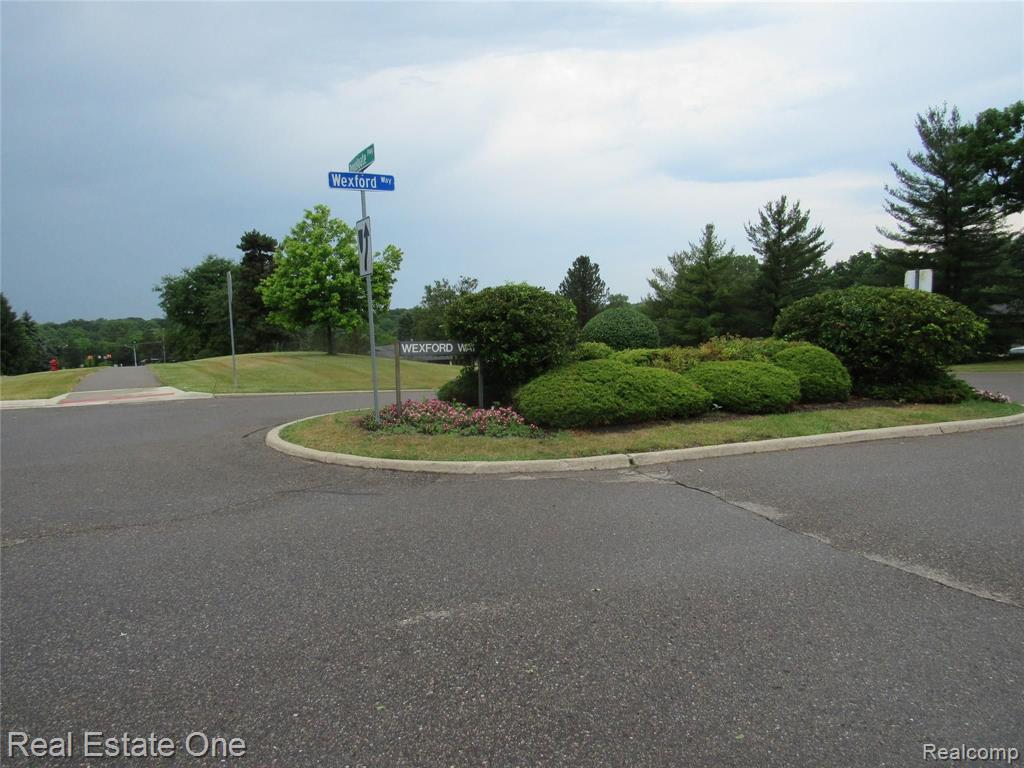 988 Wexford Way, Unit 32 Rochester Hills, MI 48307 - Photo 24 of 24