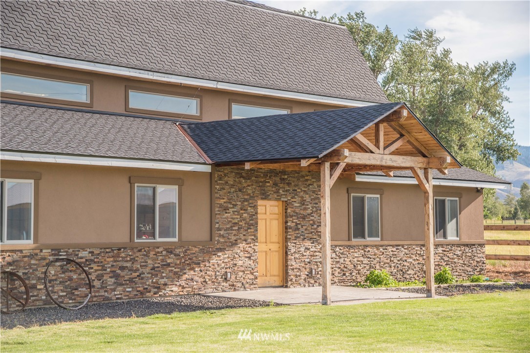 3250 Hanson Road Ellensburg, WA 98926 - Photo 1 of 36 Gallery Image 1
