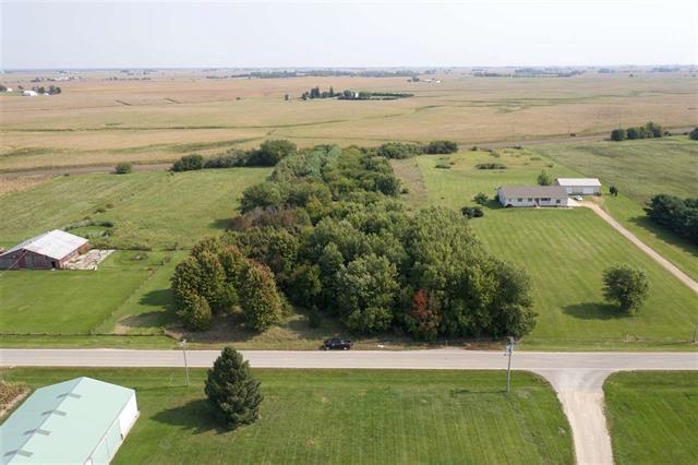 0 Eldena Road Dixon, IL 61021 - Photo 4 of 6 a view of an ocean and beach