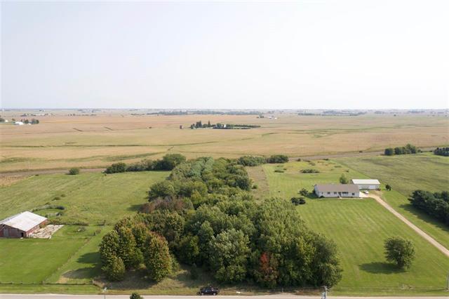 0 Eldena Road Dixon, IL 61021 - Photo 5 of 6 a view of an ocean and beach