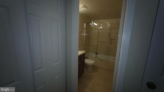 $250,000 | 420 Girard Street, Unit 121, Gaithersburg, MD 20877