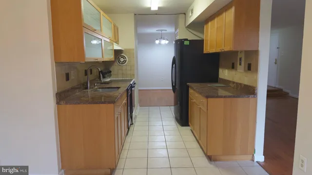 $250,000 | 420 Girard Street, Unit 121, Gaithersburg, MD 20877