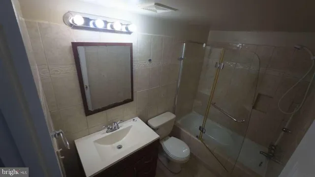 $250,000 | 420 Girard Street, Unit 121, Gaithersburg, MD 20877