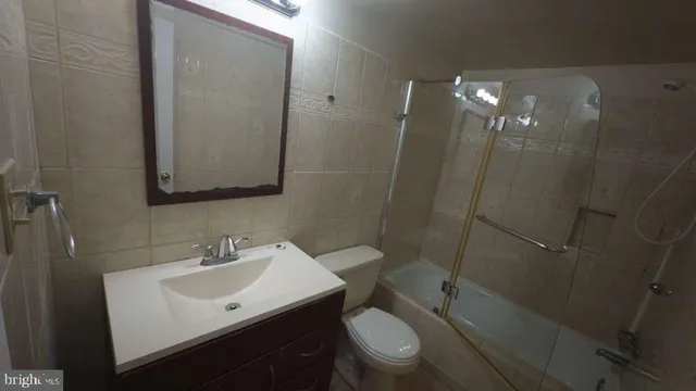 $250,000 | 420 Girard Street, Unit 121, Gaithersburg, MD 20877