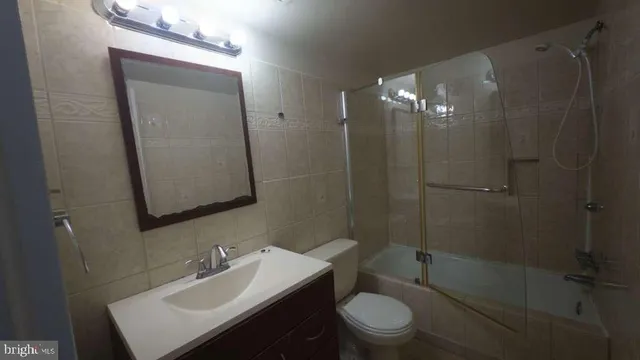 $250,000 | 420 Girard Street, Unit 121, Gaithersburg, MD 20877