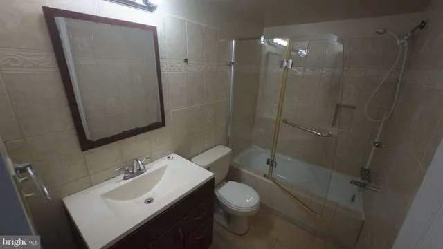 $250,000 | 420 Girard Street, Unit 121, Gaithersburg, MD 20877