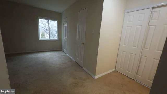 $250,000 | 420 Girard Street, Unit 121, Gaithersburg, MD 20877