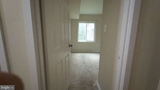 $250,000 | 420 Girard Street, Unit 121, Gaithersburg, MD 20877