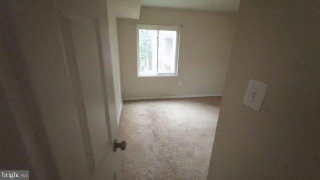 $250,000 | 420 Girard Street, Unit 121, Gaithersburg, MD 20877