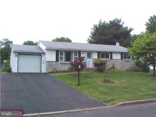 719 Roger Road Warminster, PA 18974 - Photo 1 of 3 Gallery Image 1