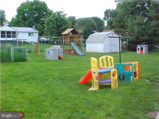 719 Roger Road Warminster, PA 18974 - Photo 2 of 3 Gallery Image 2