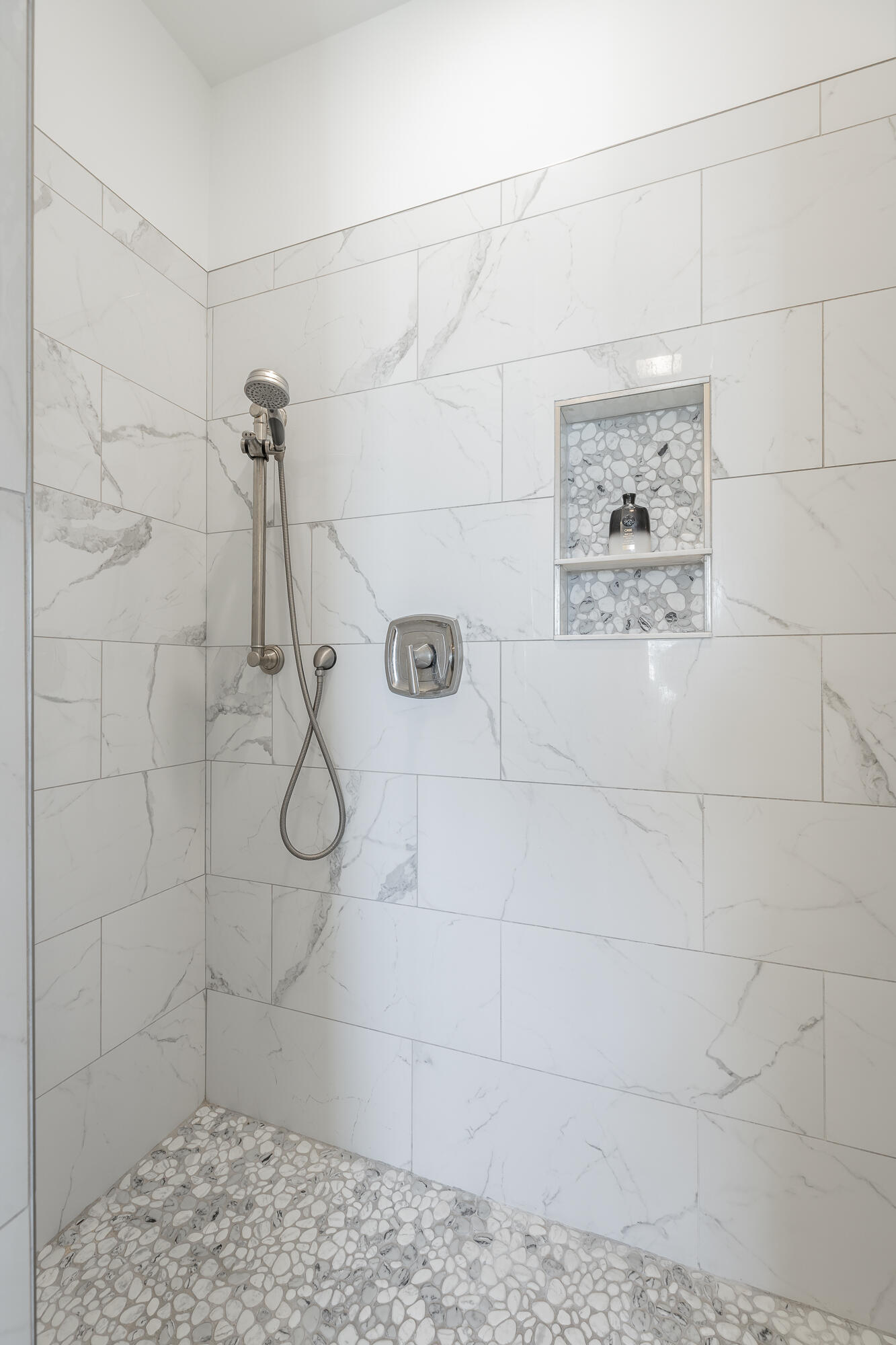 1665 Adams Street Chattanooga, TN 37408 - Photo 50 of 64 Master Shower (Level 3)