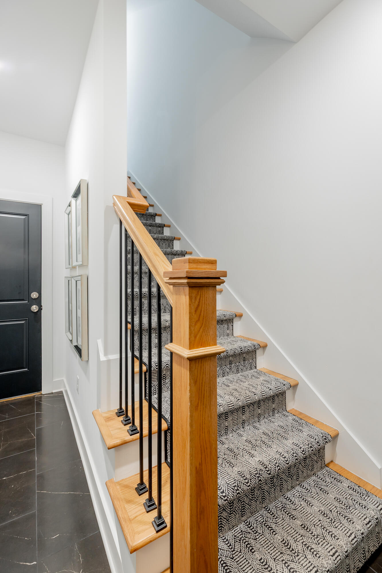 1665 Adams Street Chattanooga, TN 37408 - Photo 6 of 64 Entry