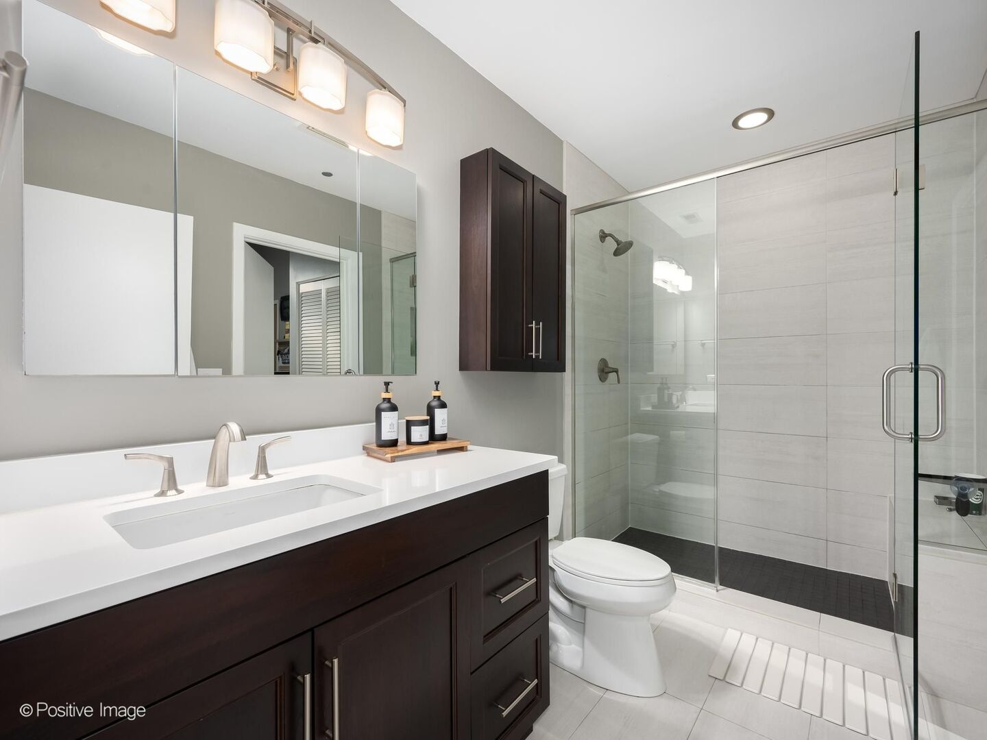 1000 West Adams Street, Unit 322 Chicago, IL 60607 - Photo 11 of 22 Gallery Image 11