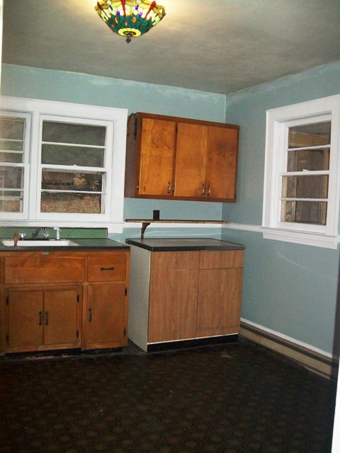 4639 Dickerson Road Roanoke, VA 24014 - Photo 8 of 21 large eat in kitchen