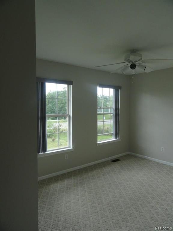 3966 South Boulevard Rochester, MI 48309 - Photo 4 of 18
