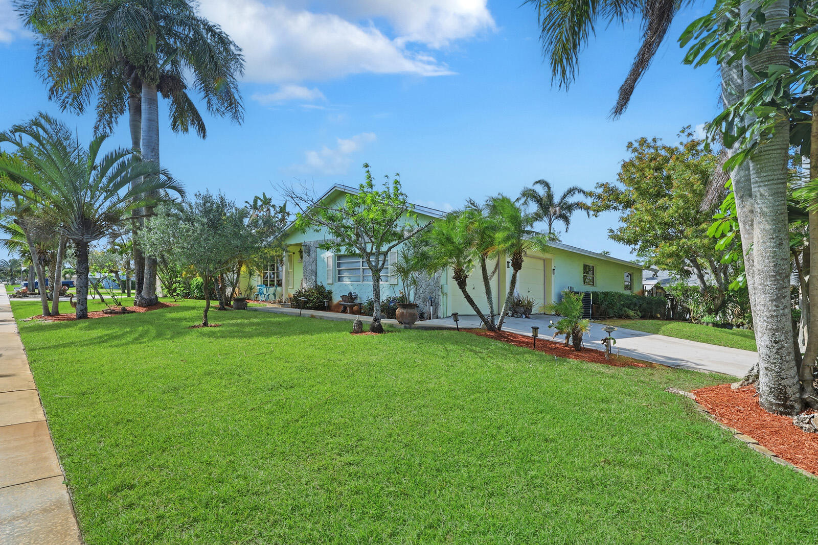 7137 St Andrews Road Lake Worth, FL 33467 - Photo 2 of 38 IMG_3712