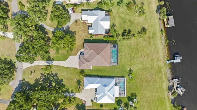 $1,299,000 | 1311 Riverbend Drive, LaBelle, FL 33935