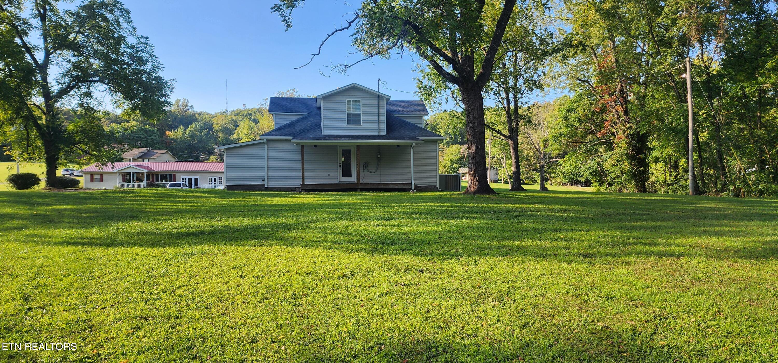 287 Shady Lane Oneida, TN 37841 - Photo 6 of 23 20250907_180535