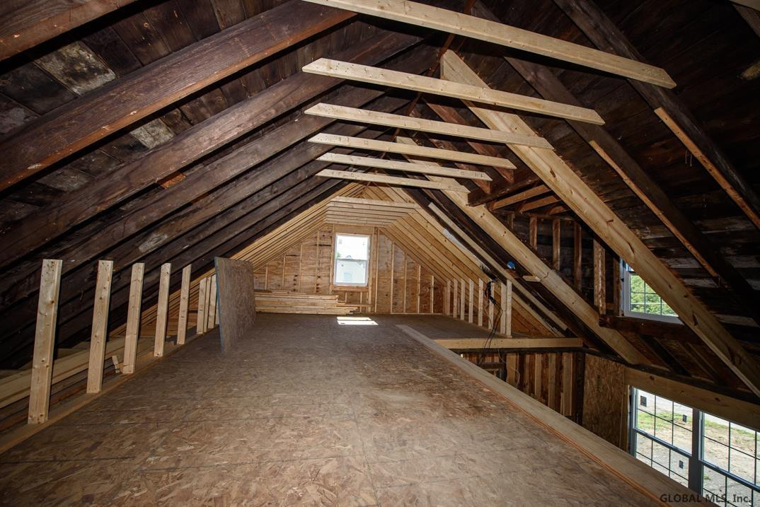 124 Haughney Road Troy, NY 12182 - Photo 12 of 19 Photo 12