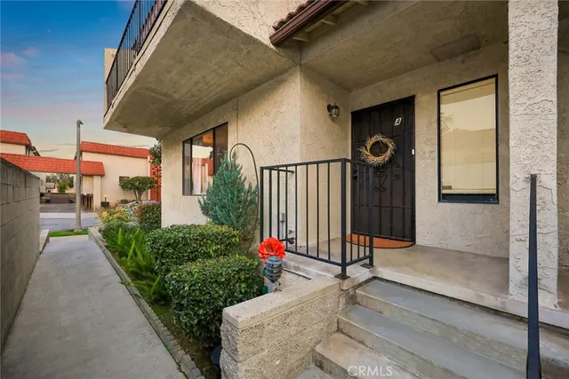 $868,000 | 303 North Stoneman Avenue, Unit A, Alhambra, CA 91801
