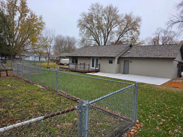 $349,900 | 731 Sherwood Lane, Jefferson, WI 53549