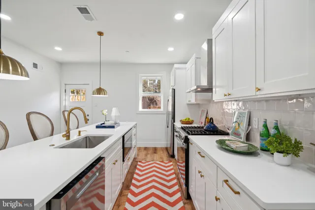 $645,000 | 42 Good Street, Philadelphia, PA 19119