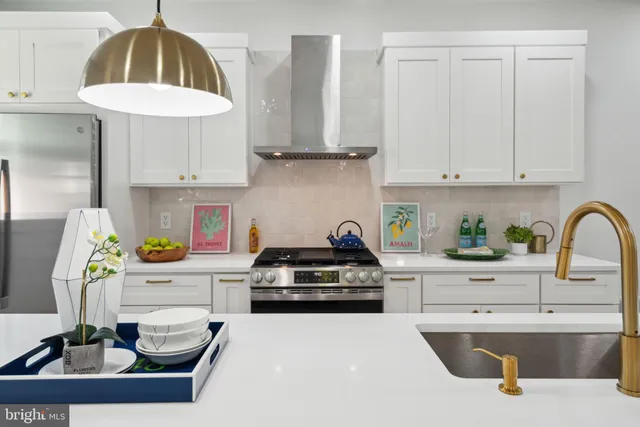 $645,000 | 42 Good Street, Philadelphia, PA 19119