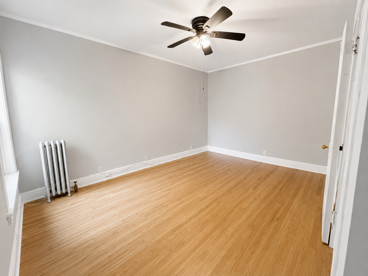 4149 North Sheridan Road, Unit 1 Chicago, IL 60613 - Photo 4 of 11