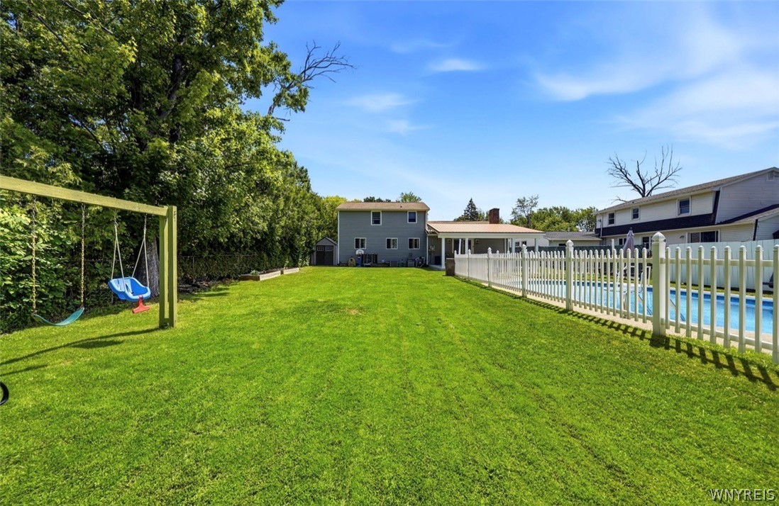 391 Sunset Drive Hamburg, NY 14075 - Photo 10 of 39