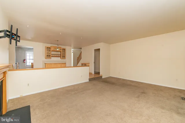 $349,900 | 606 Kings Croft Drive, Cherry Hill, NJ 08034