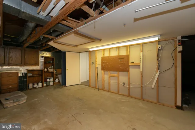 $349,900 | 606 Kings Croft Drive, Cherry Hill, NJ 08034