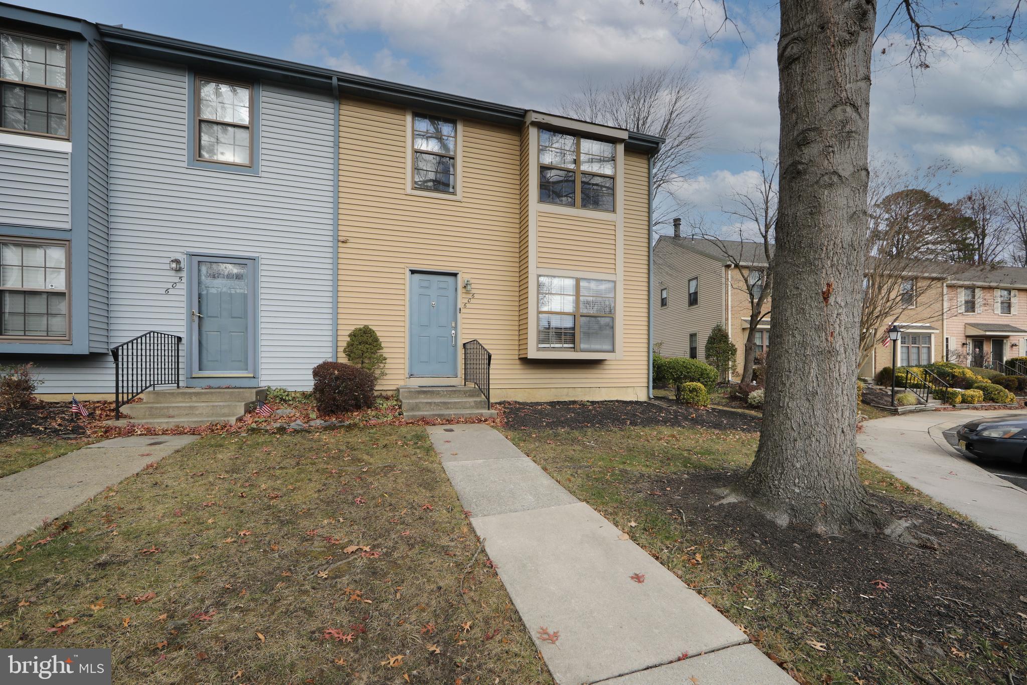 606 Kings Croft Drive Cherry Hill, NJ 08034 - Photo 34 of 35 a view of a backyard with sitting area