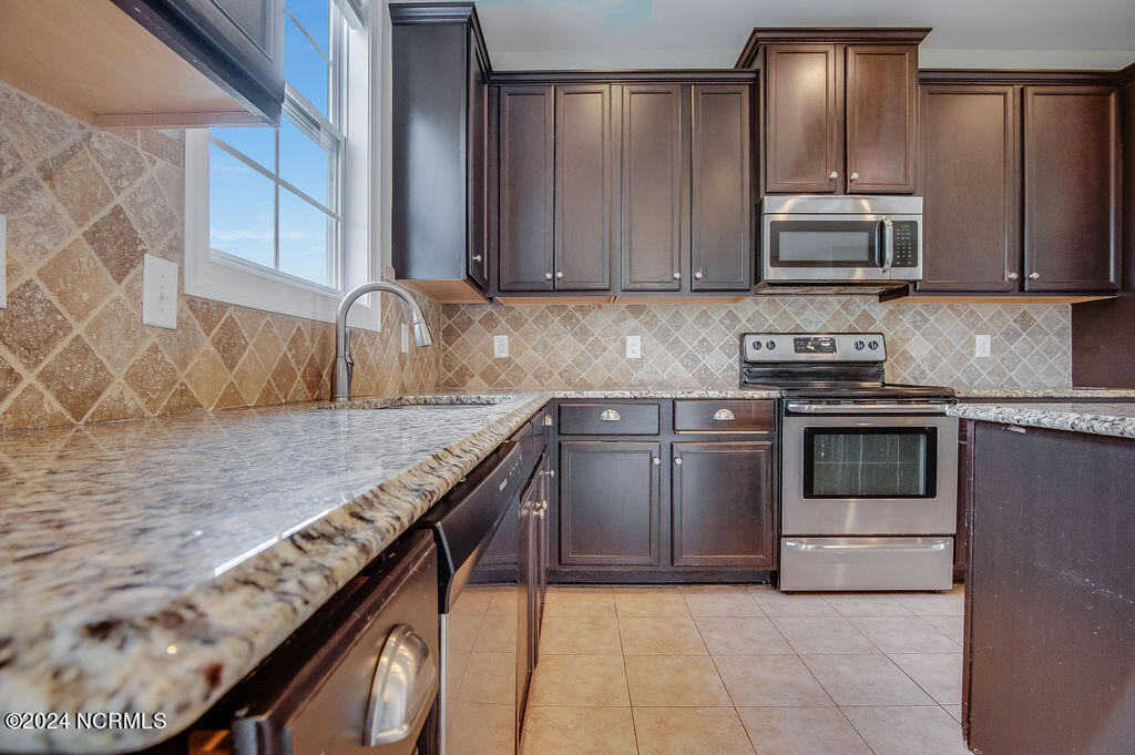 118 Peytons Ridge Drive Hubert, NC 28539 - Photo 16 of 68 DSC_5344