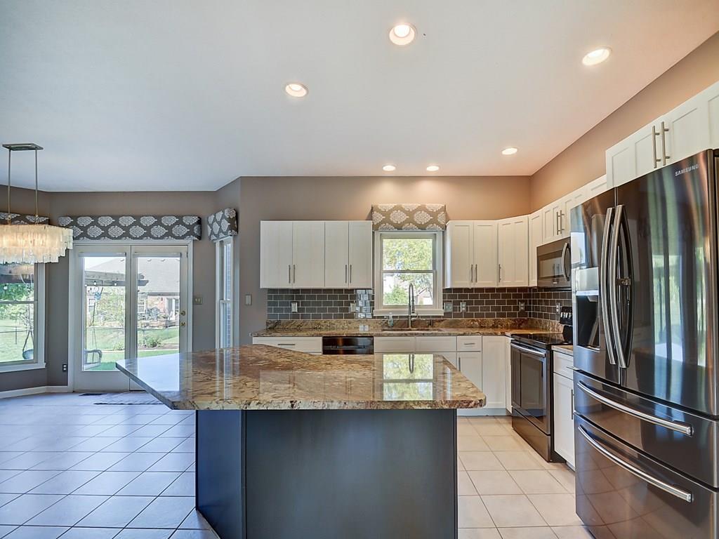 1612 Connemara Road Indianapolis, IN 46217 - Photo 3 of 37 Gallery Image 3