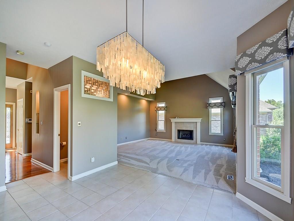 1612 Connemara Road Indianapolis, IN 46217 - Photo 9 of 37 Gallery Image 9