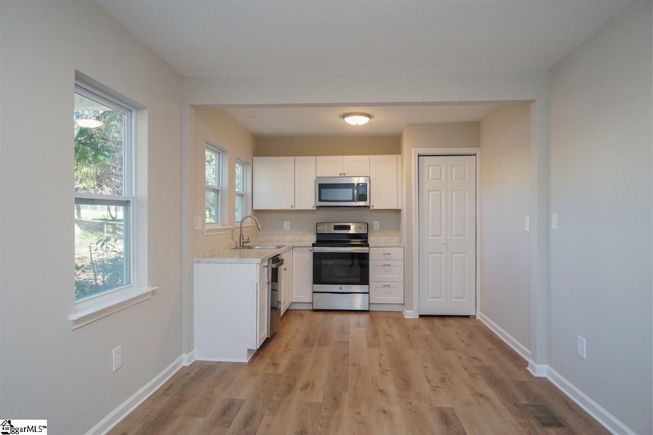 A1618 Chapman Road Anderson, SC 29621 - Photo 5 of 20