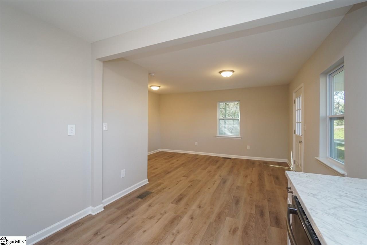 A1618 Chapman Road Anderson, SC 29621 - Photo 8 of 20