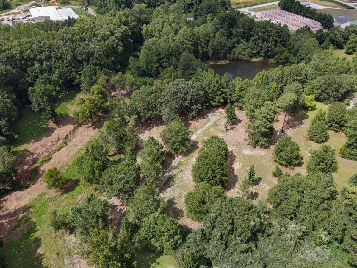 145 Robin Drive Fountain Inn, SC 29644 - Photo 10 of 36