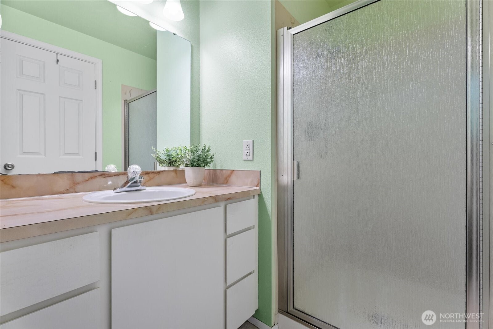 13116 Southeast 188th Street Renton, WA 98058 - Photo 12 of 34
