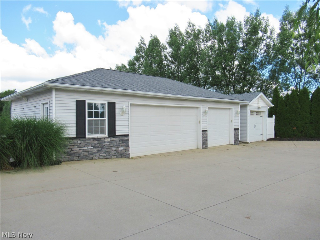 6536 Lake Road Medina, OH 44256 - Photo 35 of 35 Detached garage & shed