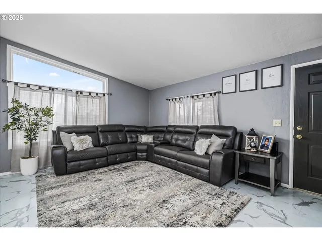 $175,000 | 485 Scotts Glen Drive, Springfield, OR 97477